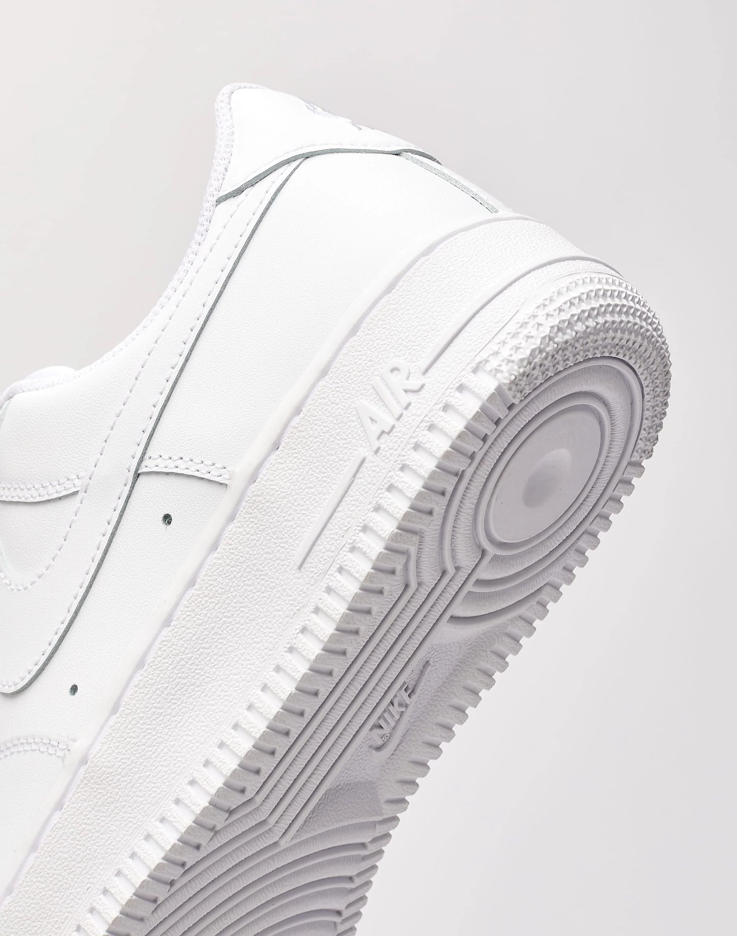Nike Air Force 1 '07